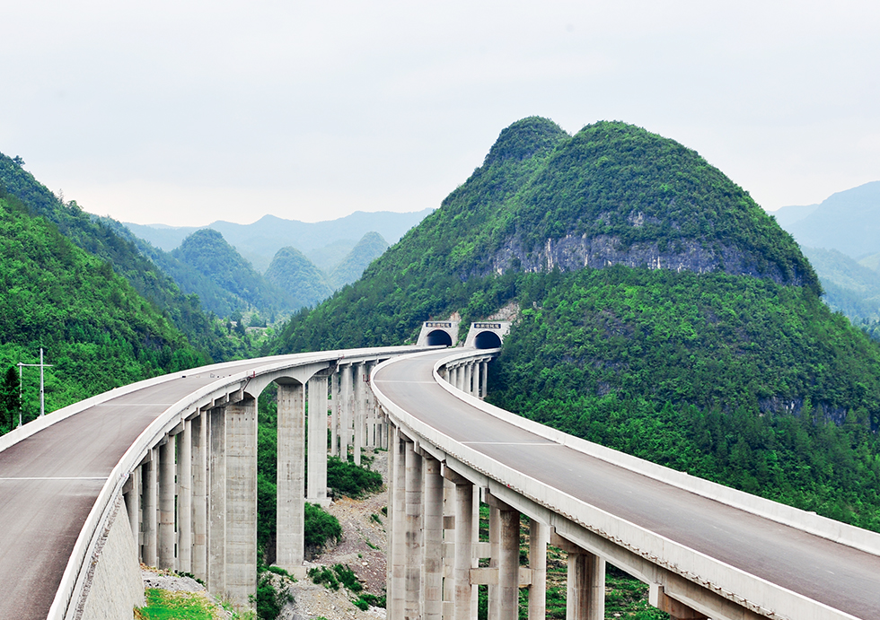 湖北滬蓉西高速公路等系列招標(biāo)代理與管理咨詢